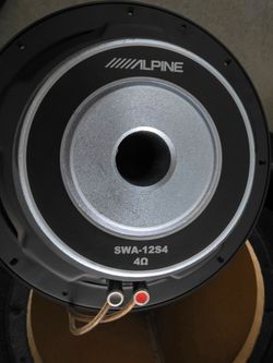Alpine SWA-12S4