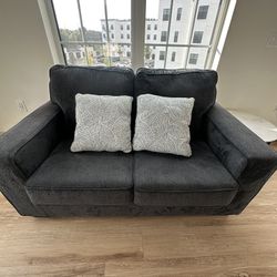 🌑Gray Loveseat Sofa – Perfect for Any Home 🩶190$🩶