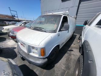 1999 Chevrolet exspress cago 3/4 ton