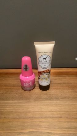 Set Of 2 L.A. Colors and Dionis Nailcare and Skincare Set