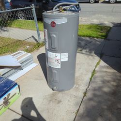 Rheem 40 Gallon Electric Water Heater