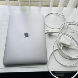 2020 Mac Book M1
