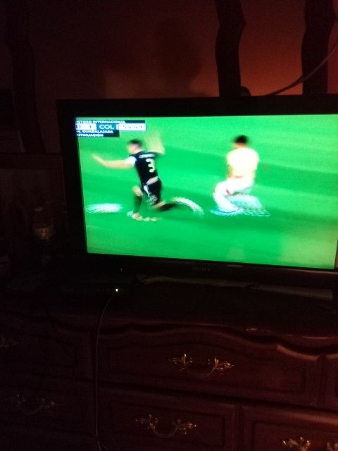 Una Television Usada Buena's Condiciones Marca Sony 32 Pulgadas 