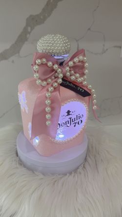 Pearls And Bows