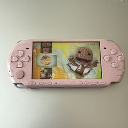PSP 3000 Pink, 32gb, new battery and charger 