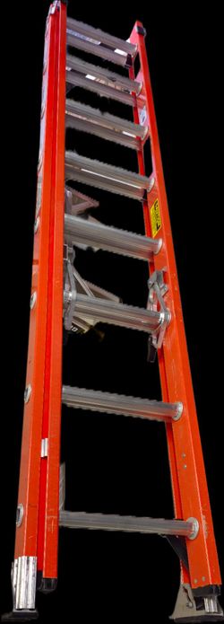 16 Foot Ladder - Like New Condition