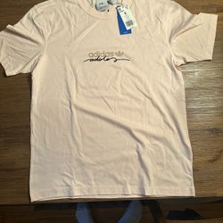 Adidas T-shirt. Size Small. 