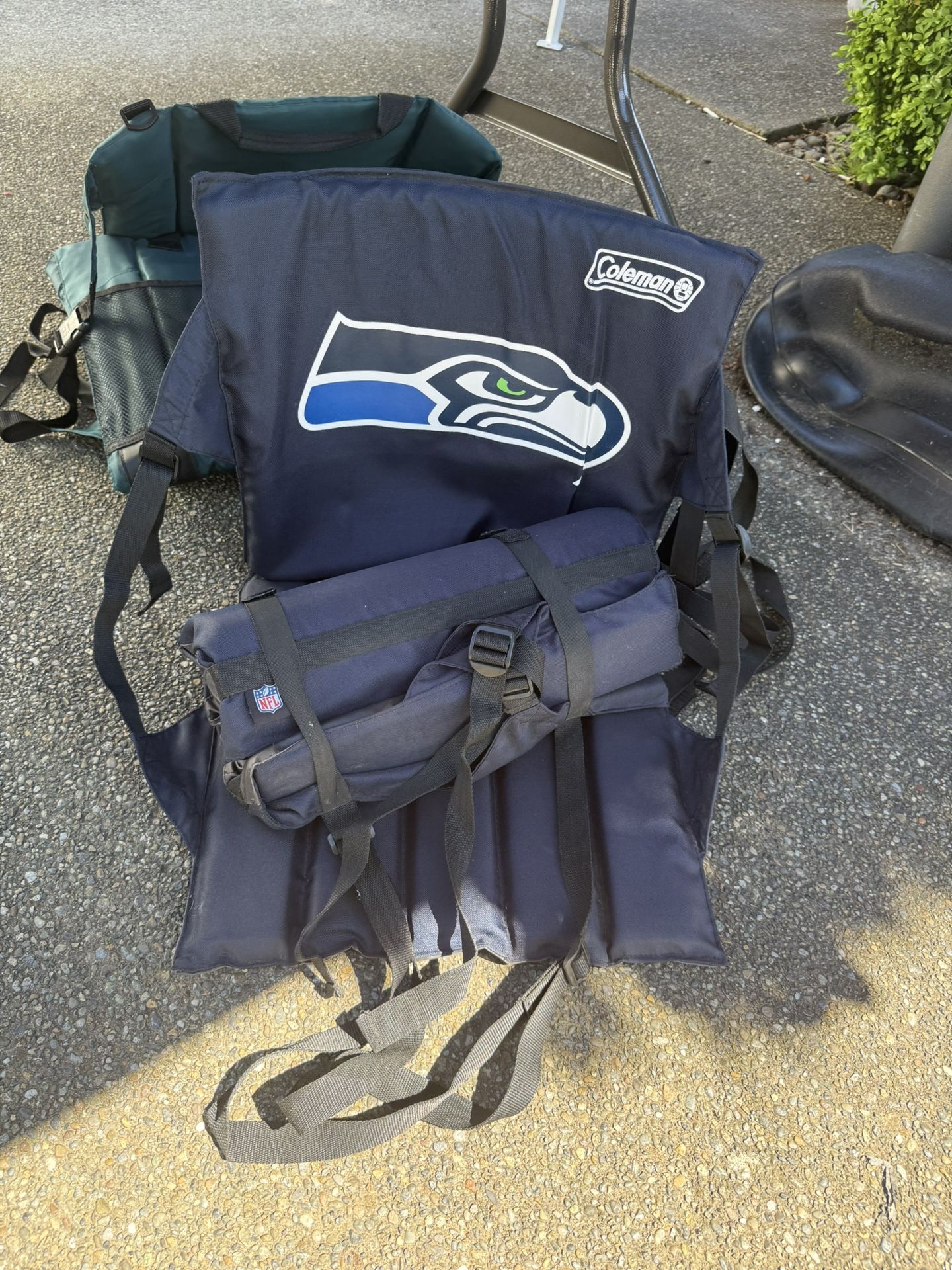 New 2 SEAHAWKS stadium Seats!
