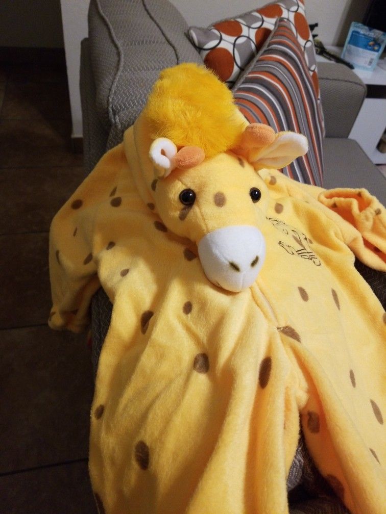 Giraffe Costume Size 18 To 24 Months.n