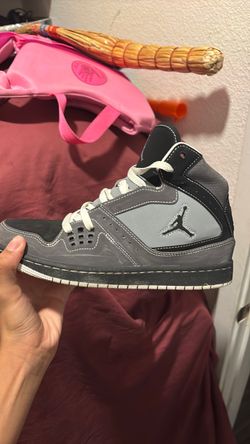 Jorden 1 flights  size 8.5