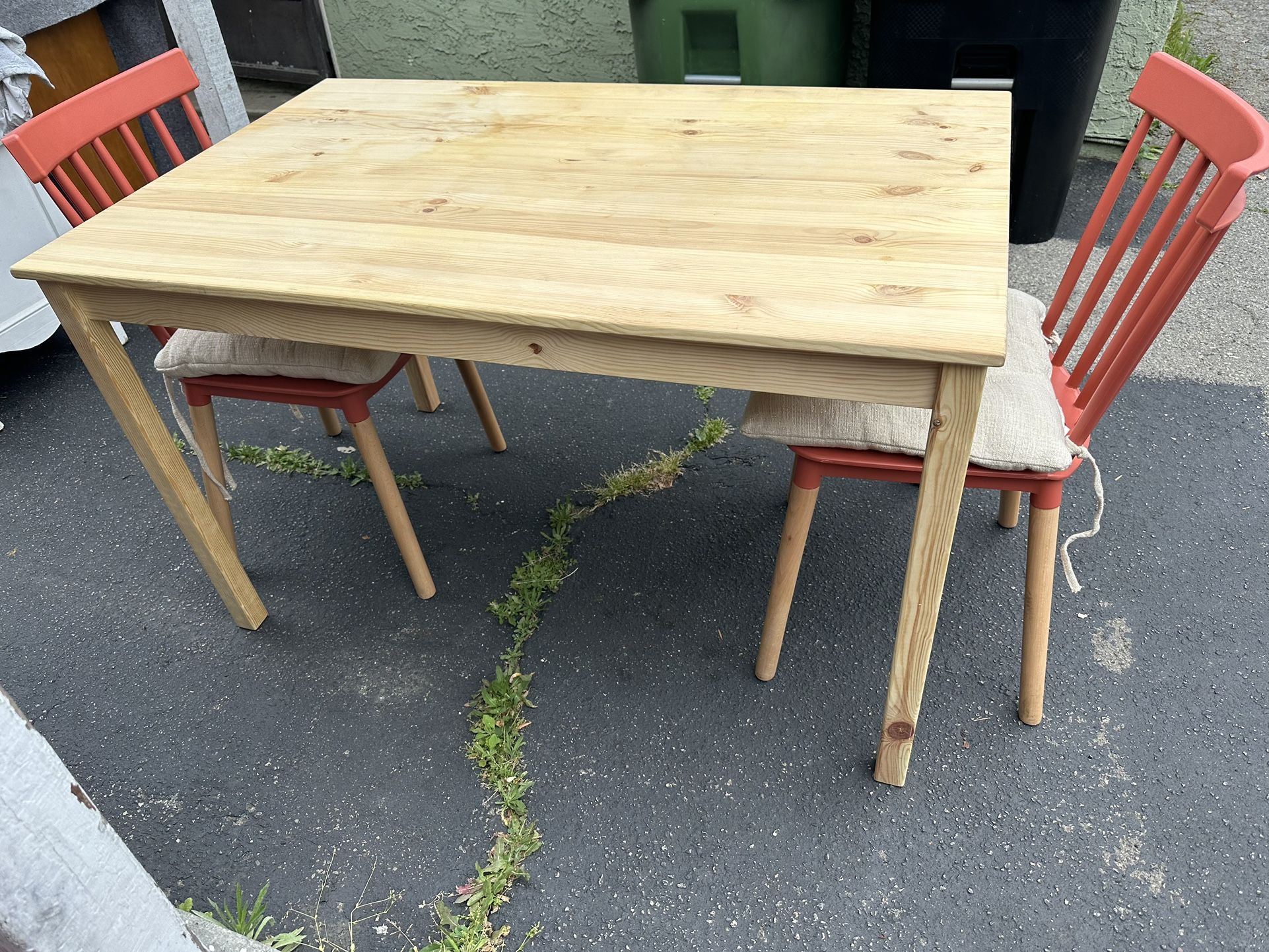 IKEA table