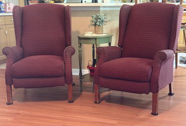 2 Recliner Chairs