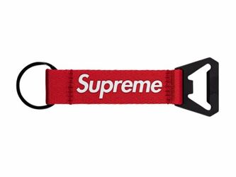 Supreme Bottle Opener Webbing Keychain Red FW21