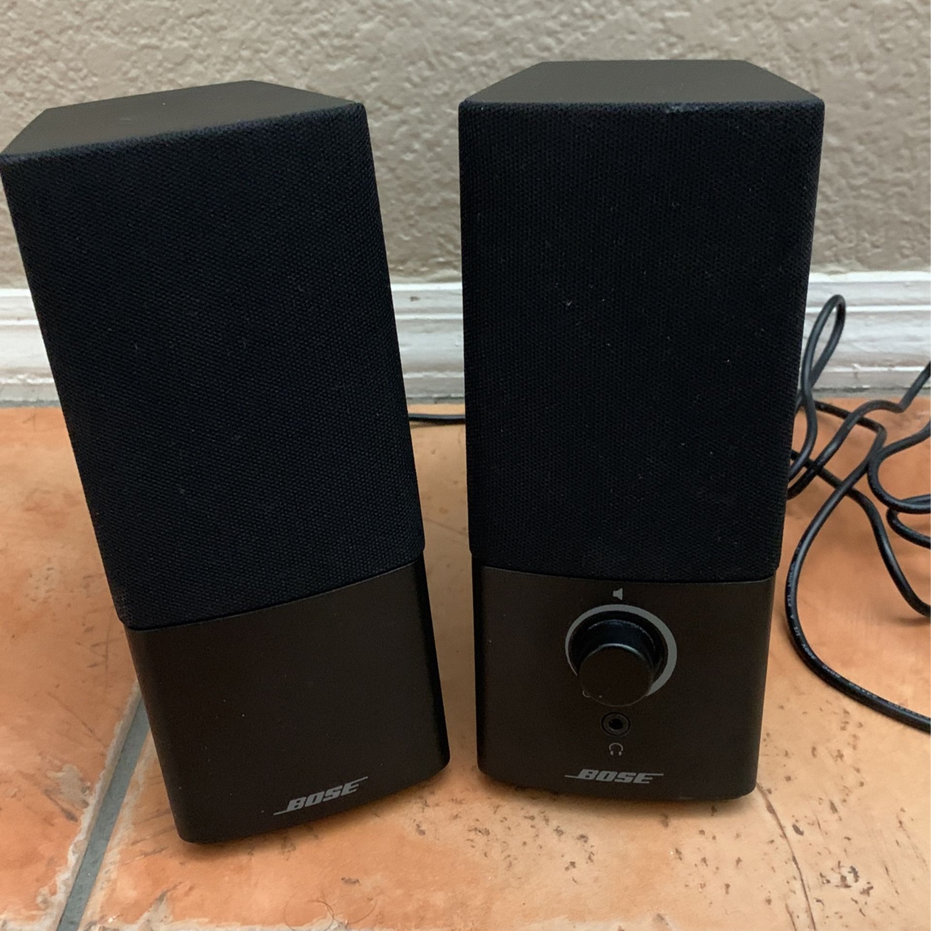 Bose Companion 2 Series 3 Multimedia Speaker System