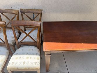 dinning table and chairs