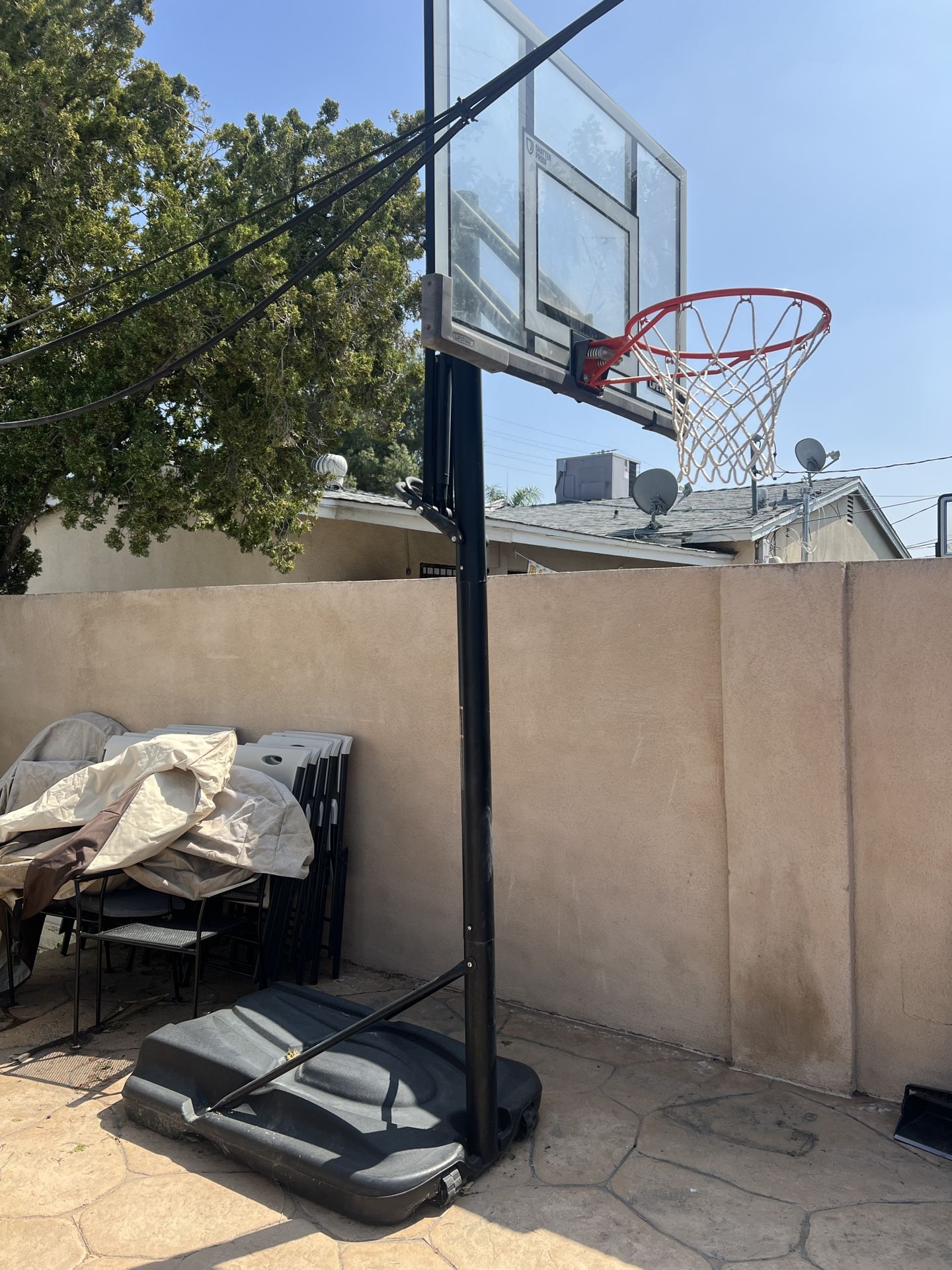 Basketball Hoop 