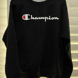 Champion Sweater size large boys only $4 as new 