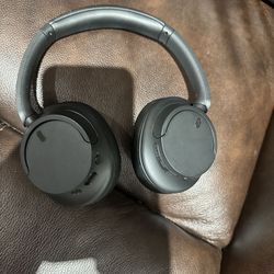 Sony Noise cancellation Headphones OBO