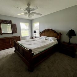 Complete Queen Bedroom Set 