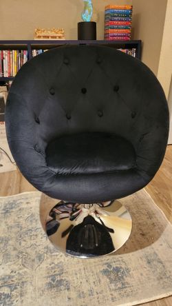 Velvet vanity/office visit