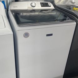 New Scratch And Dent Maytag Washer. 1 Year Warranty 