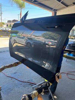 2020–2024 Tesla Model Y Left Side Door – Gray – $980