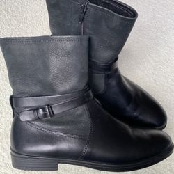 Like New Leather Boots by ECCO Womens 8.5 (EU 39)