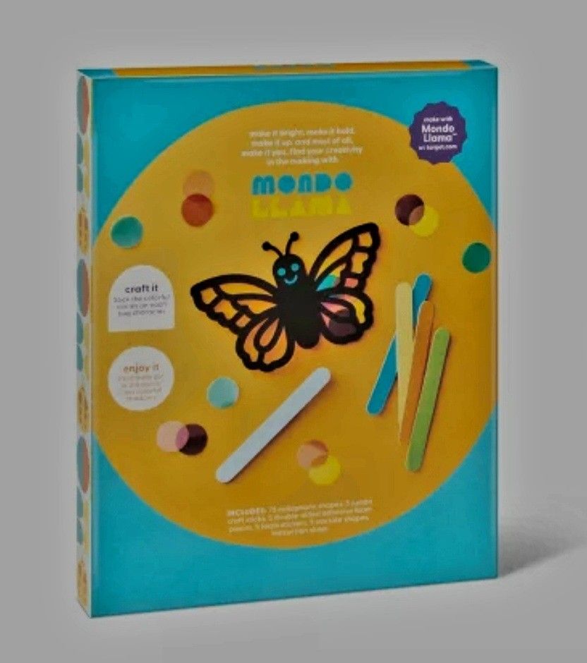 Mondo Llama Create-Your-Own Shadow Art Kit