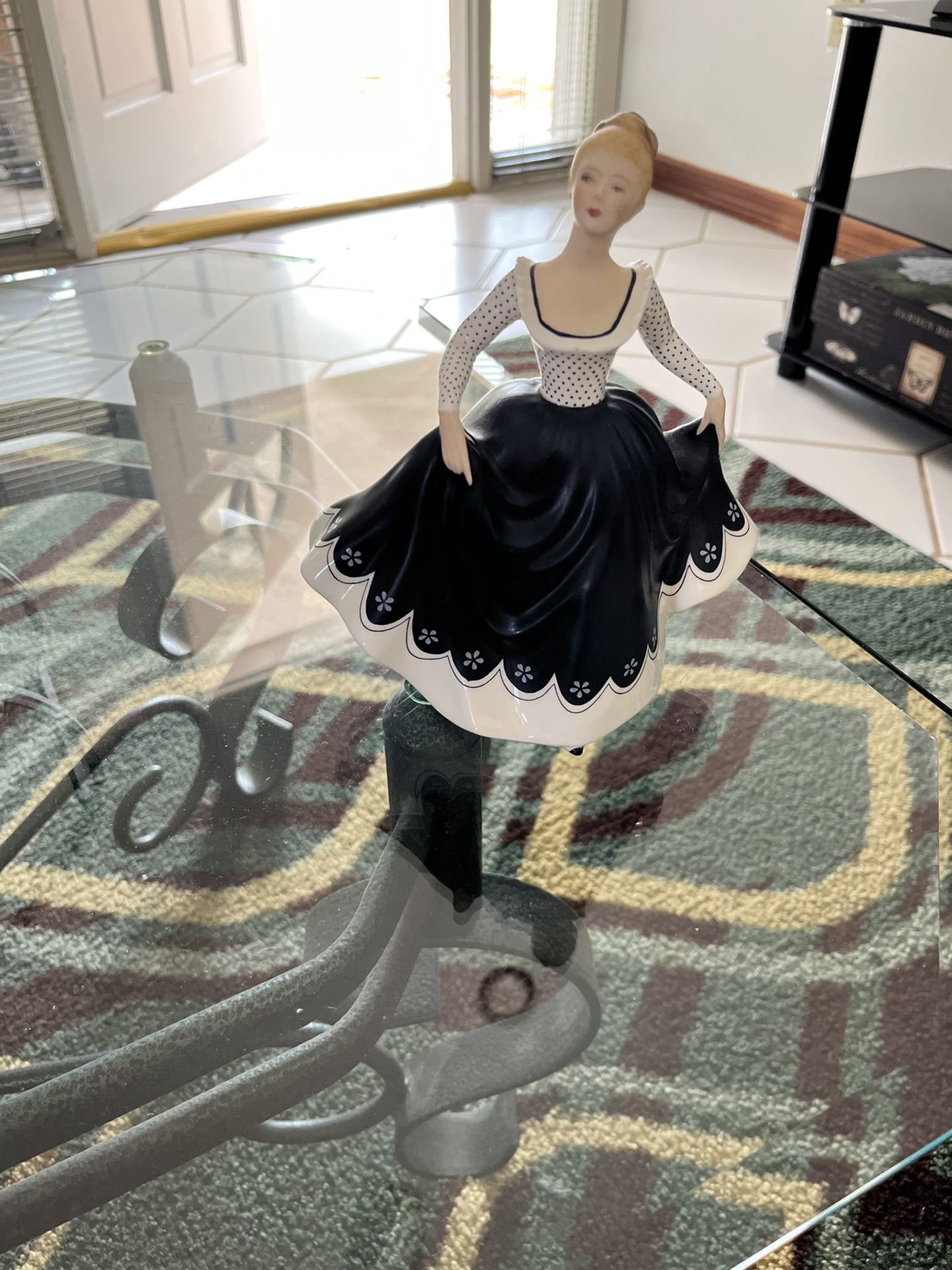 Royal Doulton Figurine “Lisa”