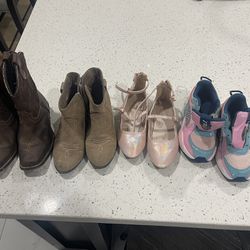 12-13 Little Girls Shoes 