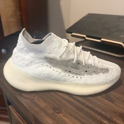 Yeezy 380 | Size M 12 |