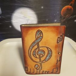 Leather COMPOSER'S EDGE MUSIC Note Journal Design, Navy Blue • A Beautifully Hand Crafted Medium Size Leather Journal Perfect for Songs