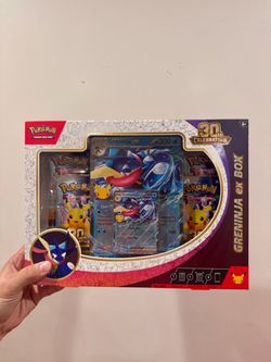 Pokemon 30th Celebration Greninja ex box