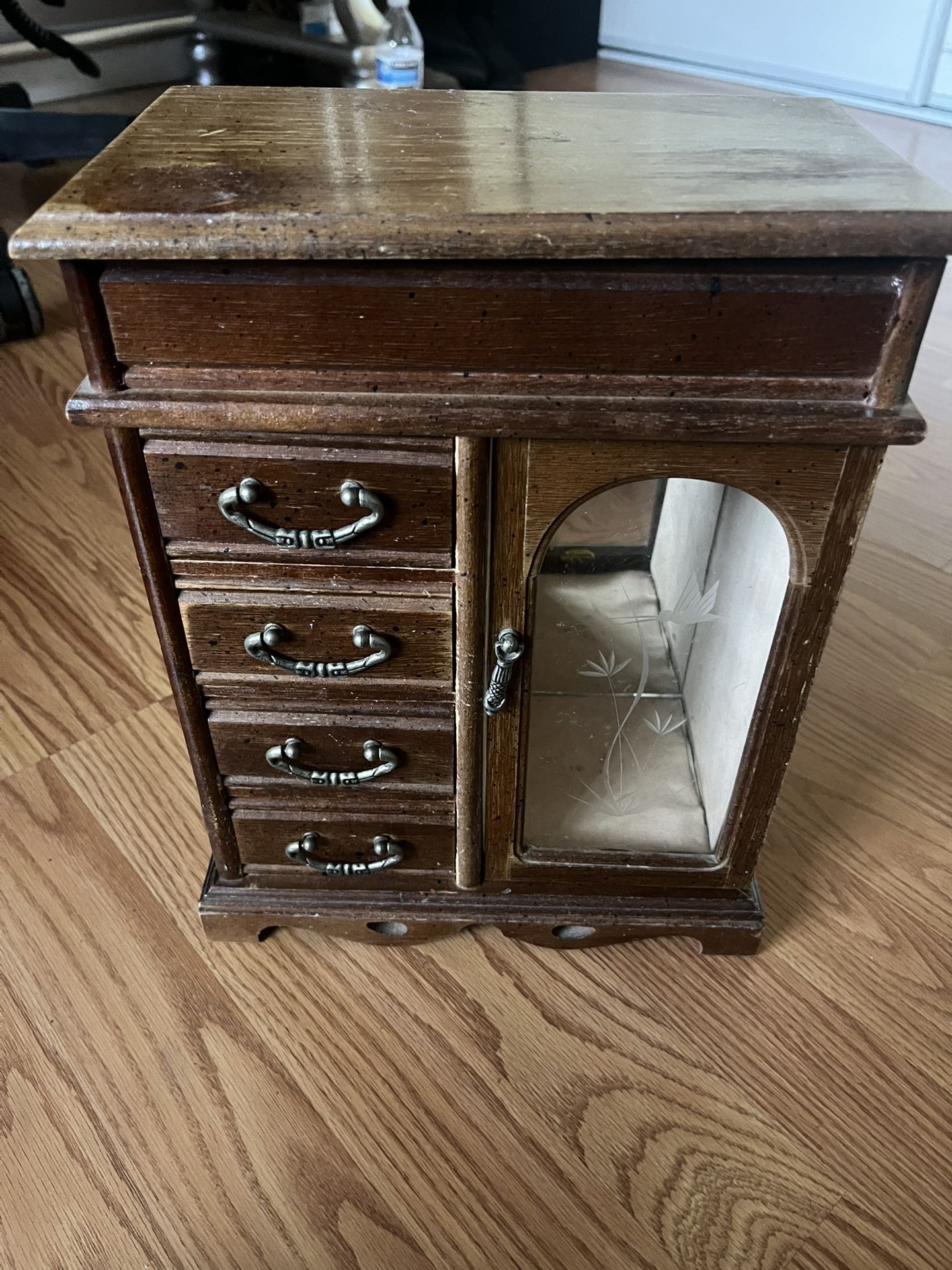 antique jewelry box
