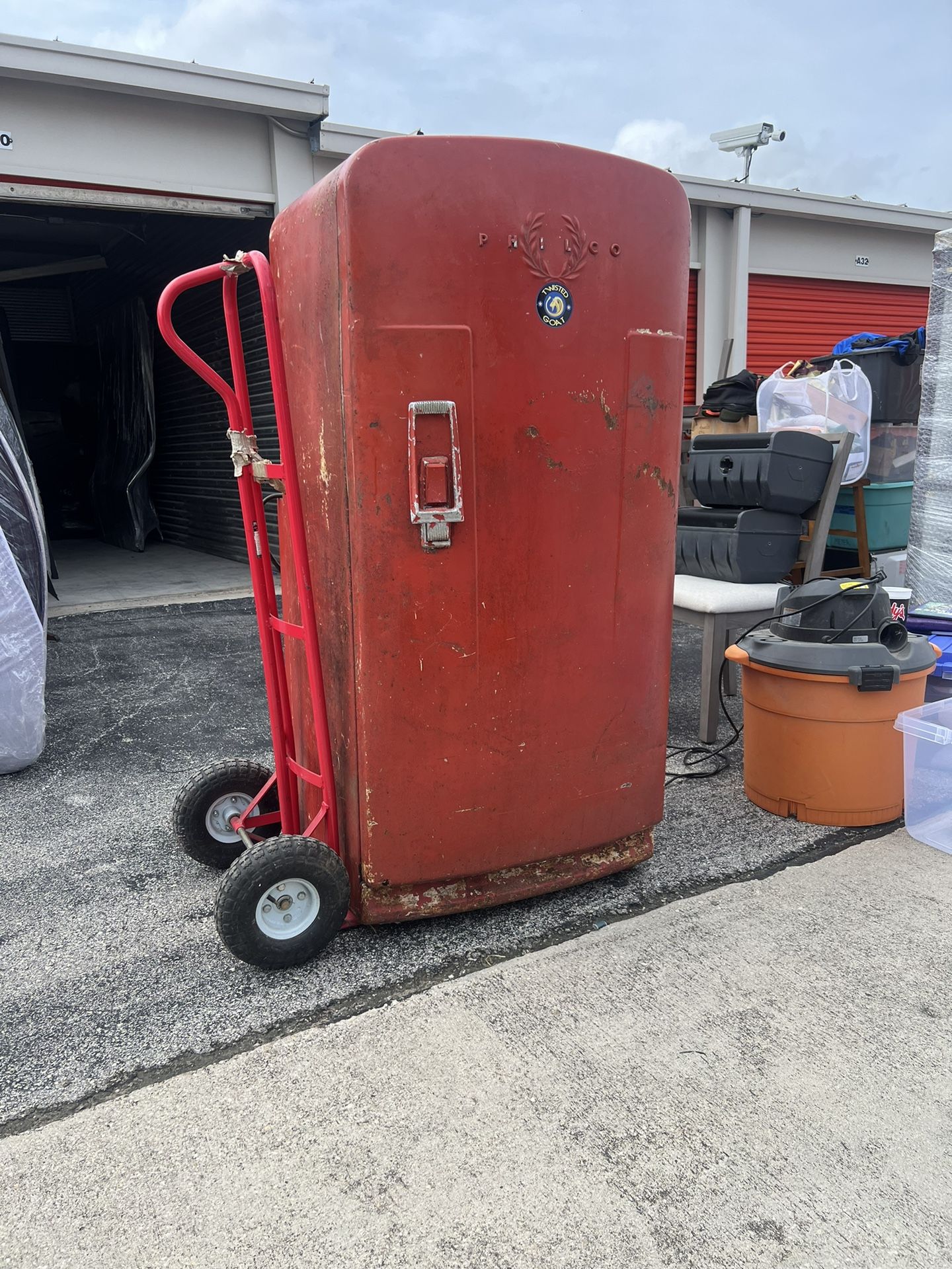 Vintage Philco Fridge