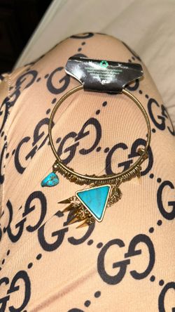 Beautiful turquoise’ triangle