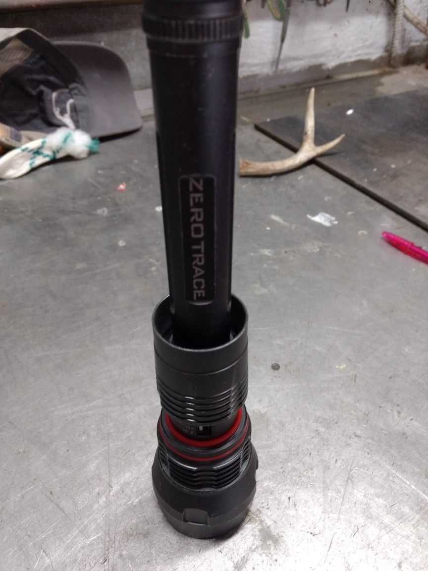 Zero Trace 1014 Lumen Rechargeable LEDÂ Flashlight