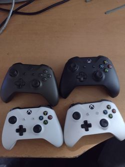 Xbox one controllers (25 each)