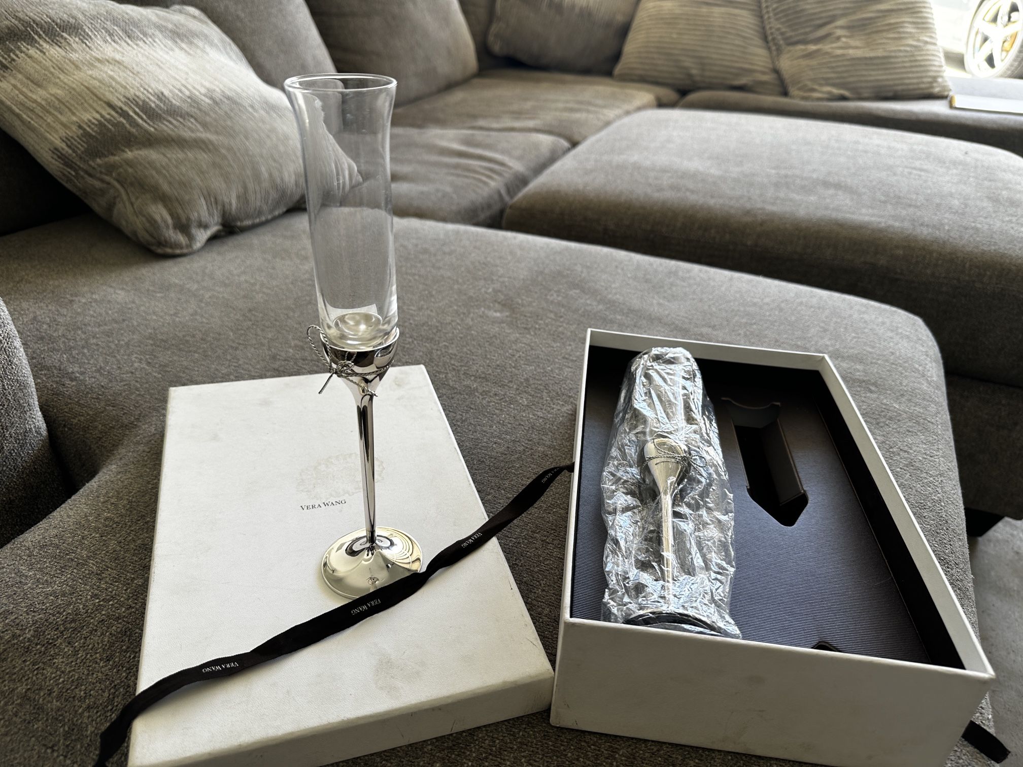 Vera Wang Love Knots Toasting Flutes