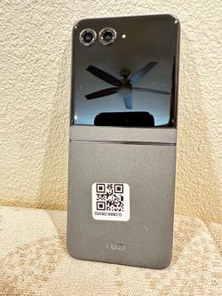 Motorola razr 2024