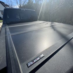 Undercover Flex Hard Foldable Truck Bed Tonneau Cover