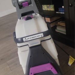 Bissell Carpet Cleaner