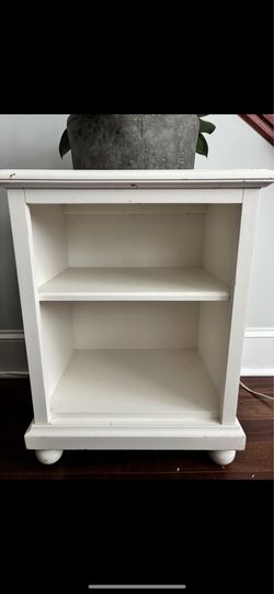 Side table white