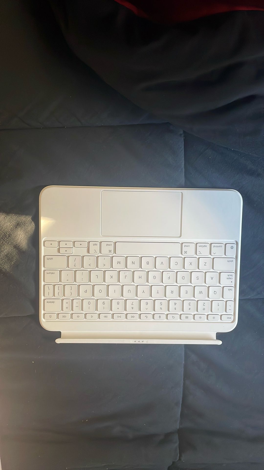 iPad 10th Generation Magic Keyboard 