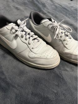 Men’s 11.5 Nikes