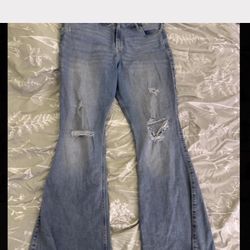 Women’s Hollister Vintage Flare Ripped Jeans 19Long 