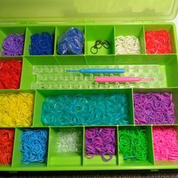 Loom Band Maker Kit/Set with Storage Case