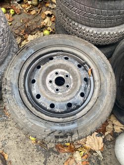 2 Toyota wheels rim tire (set of two)