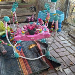Minnie Mouse Bouncer 