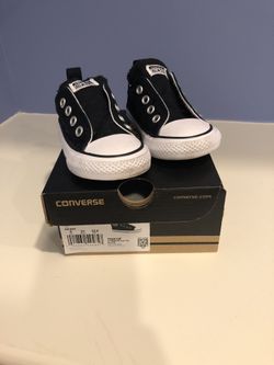 Converse Infant sneakers size 5